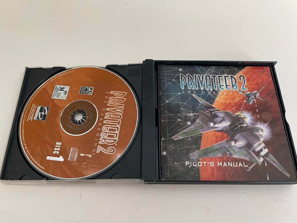Privateer 2 The Darkening PC - Compleet met 3 CD's + manual, Spelcomputers en Games, Games | Pc, Gebruikt, Simulatie, 1 speler