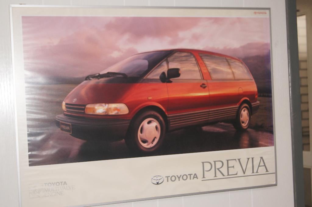 Toyota posters, Ophalen, Gebruikt, Met lijst, Deurposter of groter