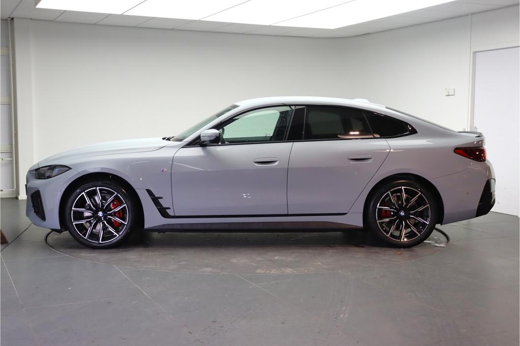 BMW i4 eDrive40 Gran Coupe M Sport / Achteruitrijcamera / Ad, Achterwielaandrijving, Zwart, 2020 kg, Leder