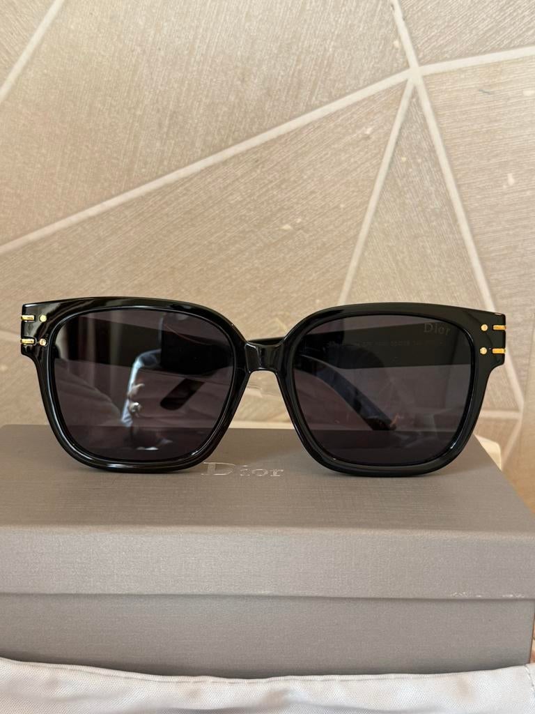 Christian Dior Zonnebril, Sieraden, Tassen en Uiterlijk, Zonnebrillen en Brillen | Dames, Ophalen of Verzenden, Zo goed als nieuw