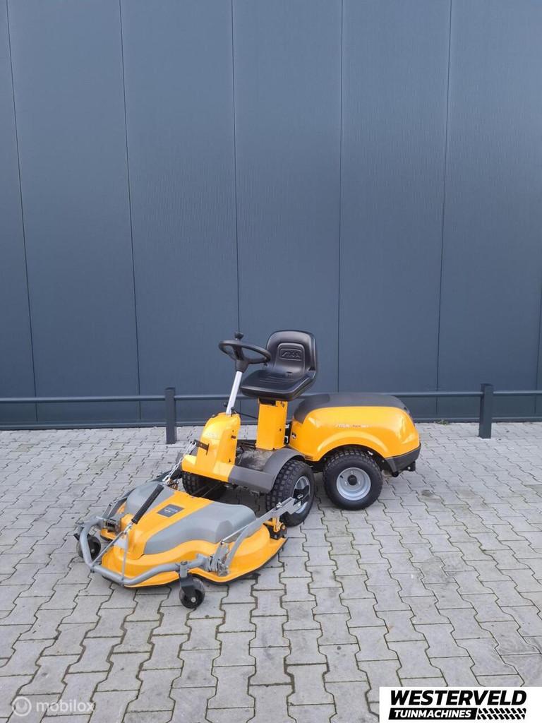 Gebruikte Stiga Park 340 X frontmaaier 4 wiel aandrijving, Tuin en Terras, Zitmaaiers, Gebruikt, Info@westerveldtuinmachines.nl