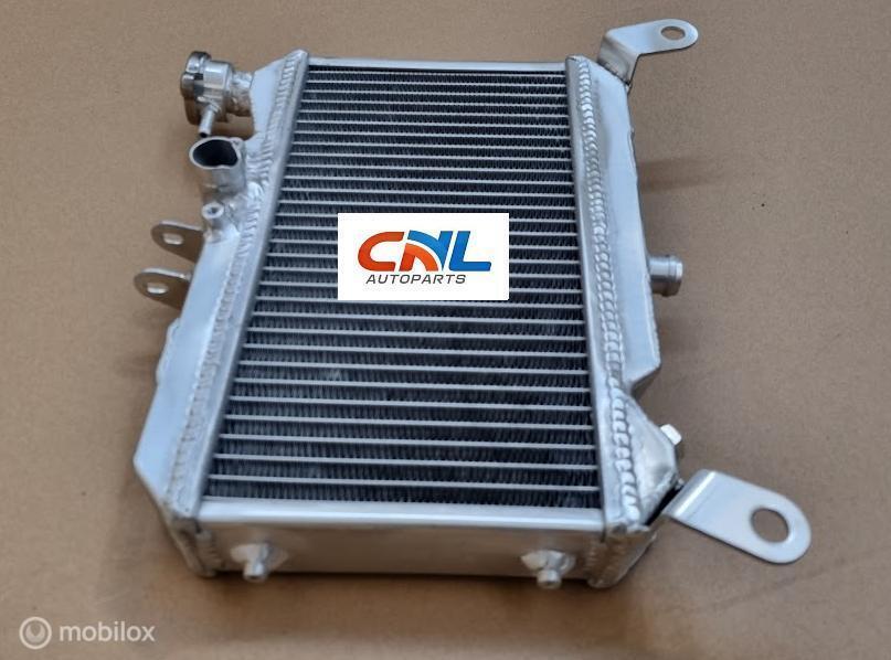 Radiateur Honda NC19 NSR400 NS400R NS400RG 1985-1988, Motoren, Onderdelen | Honda, Nieuw, Ophalen of Verzenden