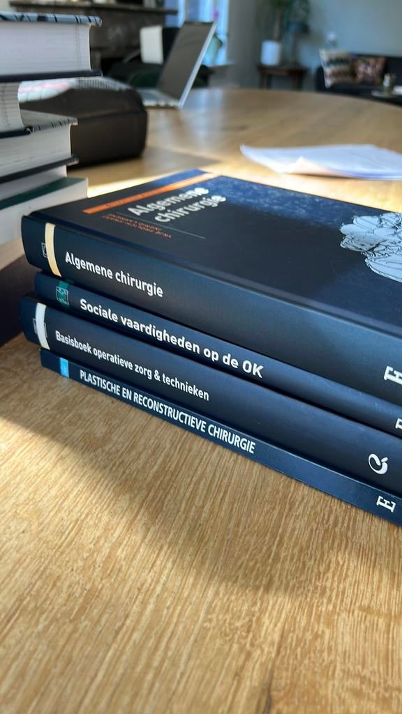 I. Larmene - Algemene chirurgie, Ophalen of Verzenden, Zo goed als nieuw, I. Larmene; Y. Frolich-Swart