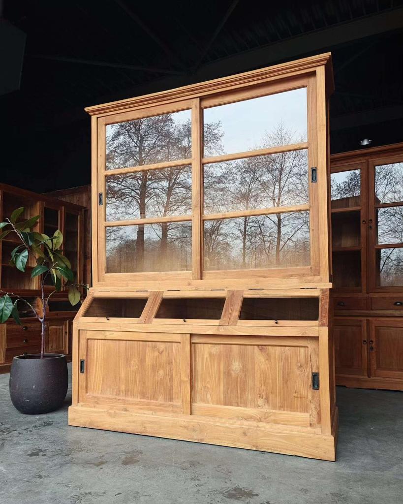 Teakhouten apothekerskast | Servieskast | Grutterskast #2133, Huis en Inrichting, Kasten | Buffetkasten, Niet ingevuld, Gebruikt