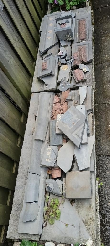 Stukken van jaren '30 / '40 haard graniet grijs en rood, Ophalen, Gebruikt