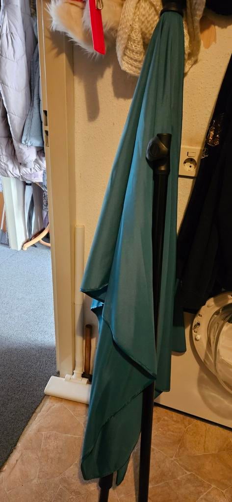 Grote parasol compleet  met stang, Ophalen, Zo goed als nieuw