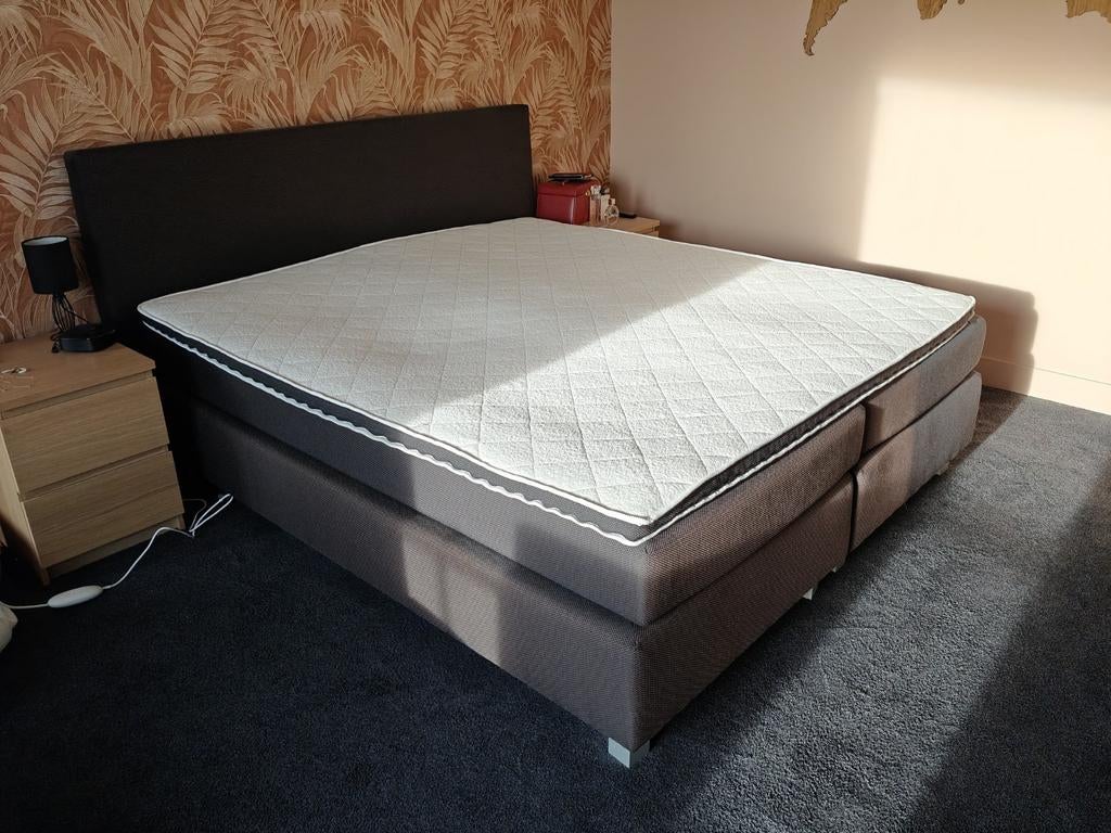 Nette boxspring antraciet kleur voor 2 personen, Ophalen, Gebruikt, Tweepersoons, 180 cm