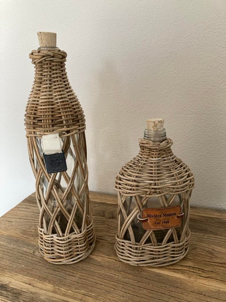 Riviera Maison flessen met rieten omhulsel, Huis en Inrichting, Woonaccessoires | Vazen, Overige materialen, Overige kleuren, Ophalen of Verzenden