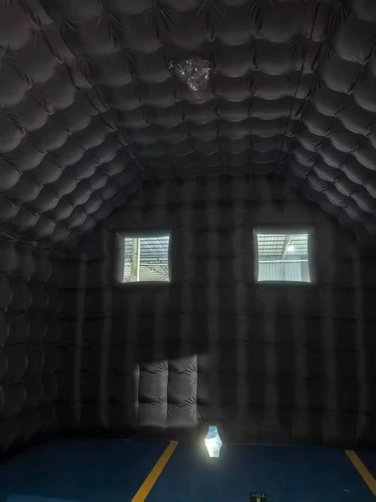 Opblaasbare partytent te koop, Ophalen of Verzenden, Zo goed als nieuw, Minder dan 5 meter