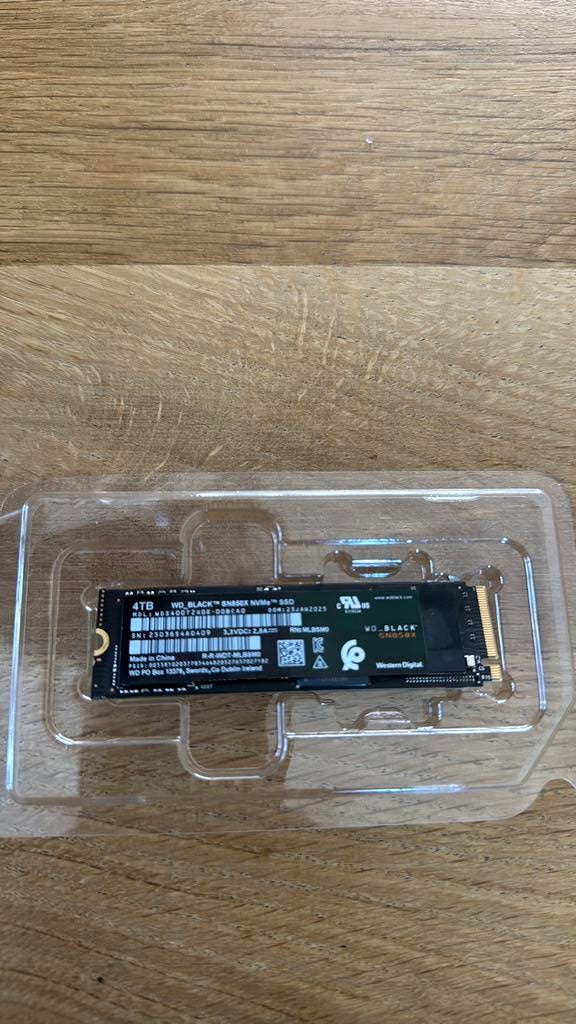 4TB WD Black SN850X NVMe SSD Playstation 5, Computers en Software, Harde schijven, Intern, SSD, Zo goed als nieuw, ESATA