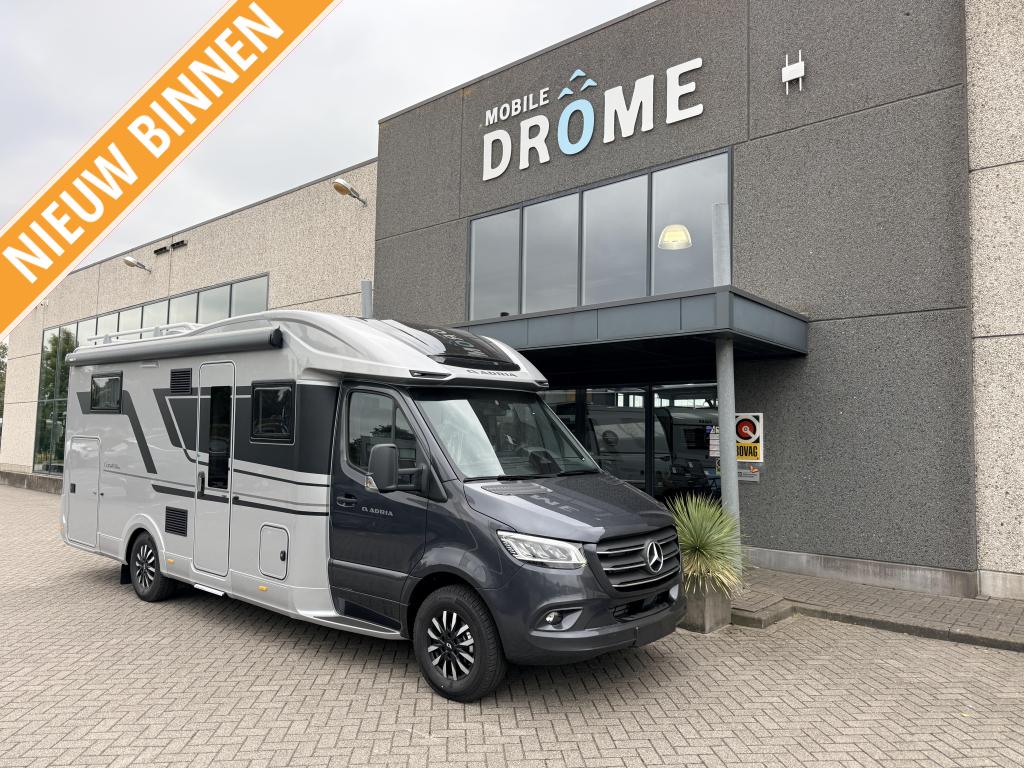 Adria Coral MB Supreme 670 DL Face to face, Caravans en Kamperen, Luifel, Vloeistofverwarming, Bedrijf, Diesel