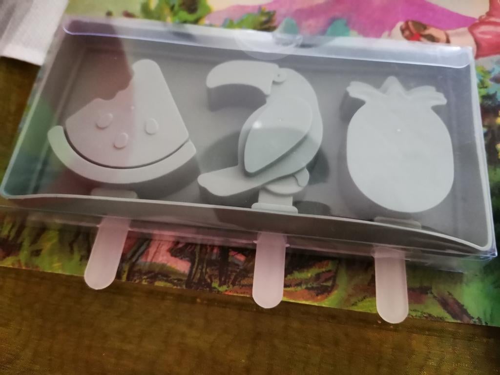 3 delig ijslolie houders Nieuw, Ophalen of Verzenden, Nieuw, Overige materialen