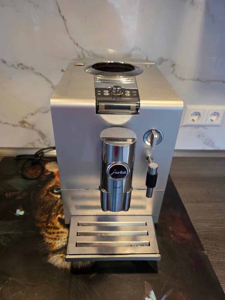 Jura ENA 9 koffiemachine defect zilver, Witgoed en Apparatuur, Koffiezetapparaten, Ophalen of Verzenden, Niet werkend, Gemalen koffie