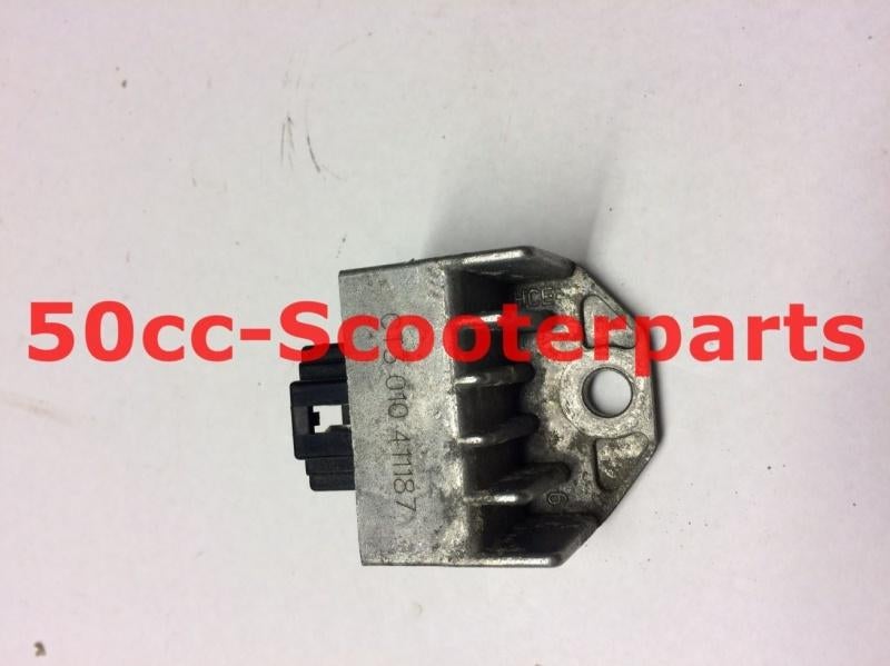 Spanningsregelaar Peugeot Speedfight 3 Gebruikt 775847, Ophalen of Verzenden, -, -, -