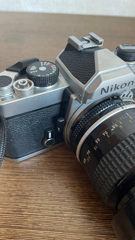 Nikon FM+MD-11+28+50+85+135+div filters, Ophalen, Gebruikt, Spiegelreflex, Nikon