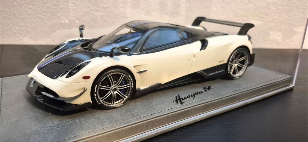BBR Pagani Huayra BC I 1:18 I met cover, Hobby en Vrije tijd, Modelauto's | 1:18, Ophalen of Verzenden, Zo goed als nieuw, Auto