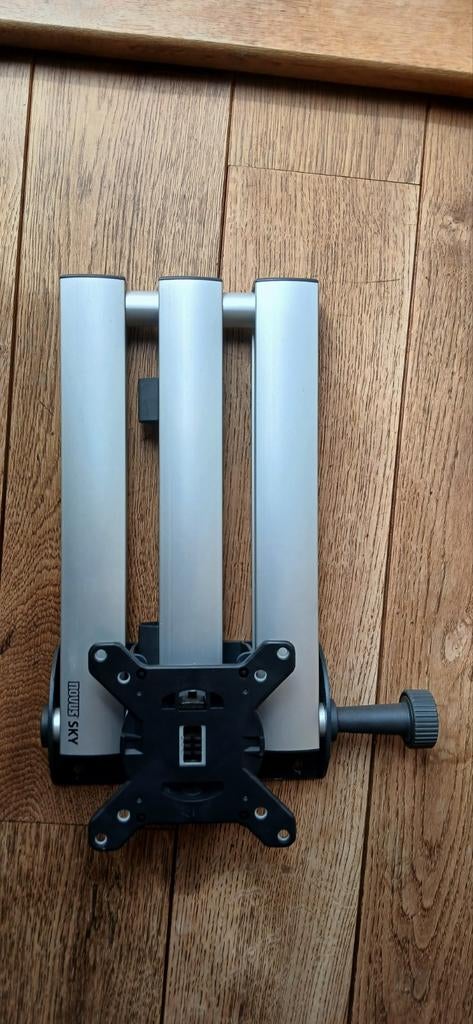 Novus sky 10 televisie beugel caravan camper, Ophalen of Verzenden, Zo goed als nieuw