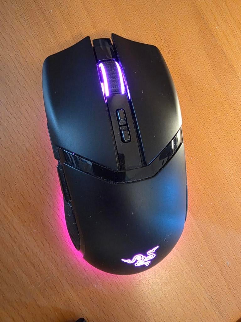 Razer Cobra Pro muis met 8k HyperPolling dongle, Computers en Software, Ophalen of Verzenden