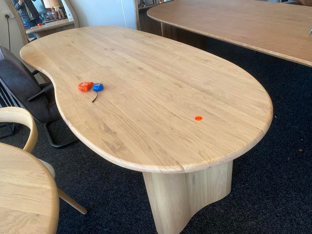 Organische Japandi Eettafel josh Massief Eiken 250/300 cm, Ophalen, 100 tot 150 cm, Eikenhout, Vijf personen of meer