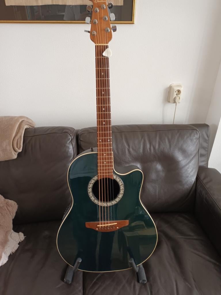 Te koop Ovation, made in USA, Muziek en Instrumenten, Snaarinstrumenten | Gitaren | Akoestisch, Ophalen, Zo goed als nieuw, Western- of Steelstringgitaar