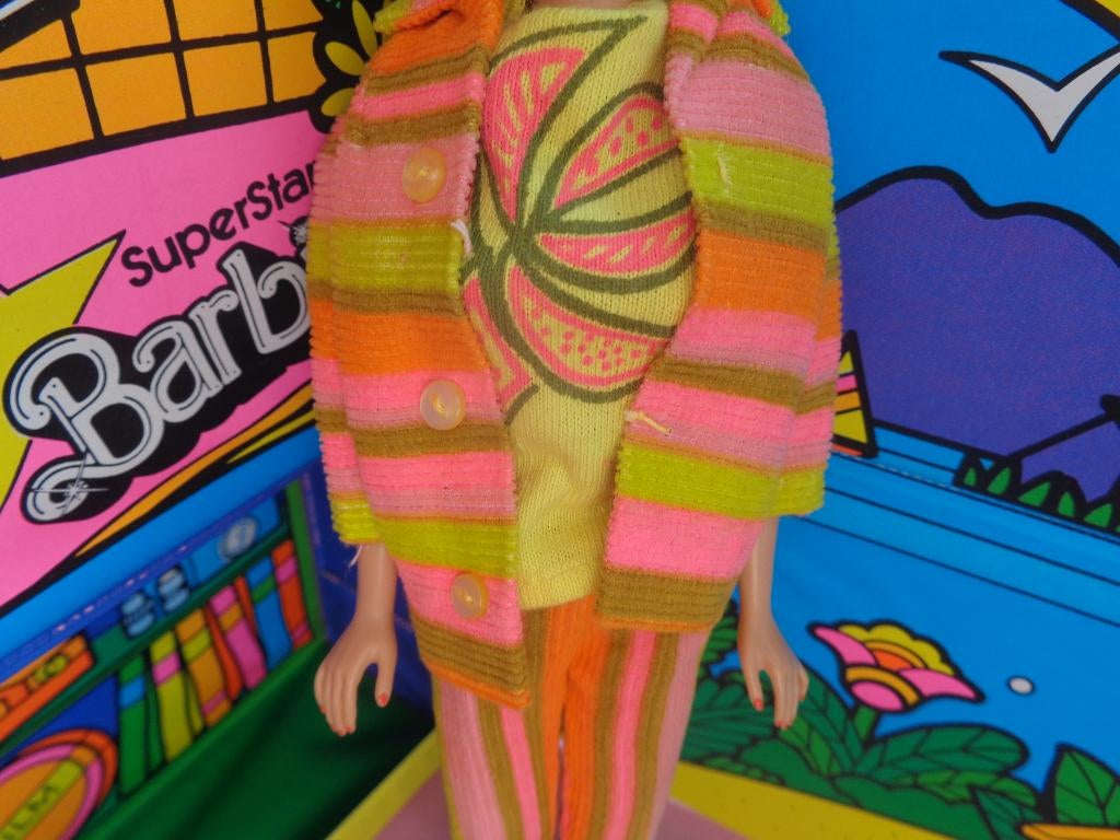 Barbie vintage Trail blazers broek top jas schoenen, Verzamelen, Ophalen of Verzenden, Gebruikt, Kleertjes