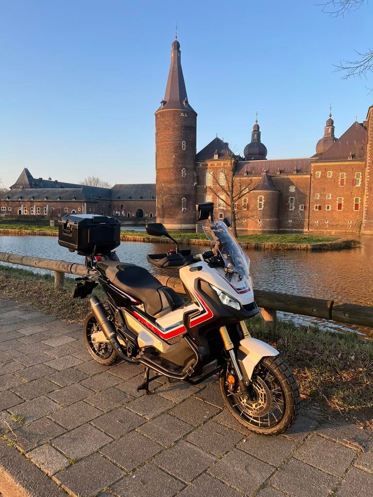 Honda X-ADV 750 2017 16.000km!