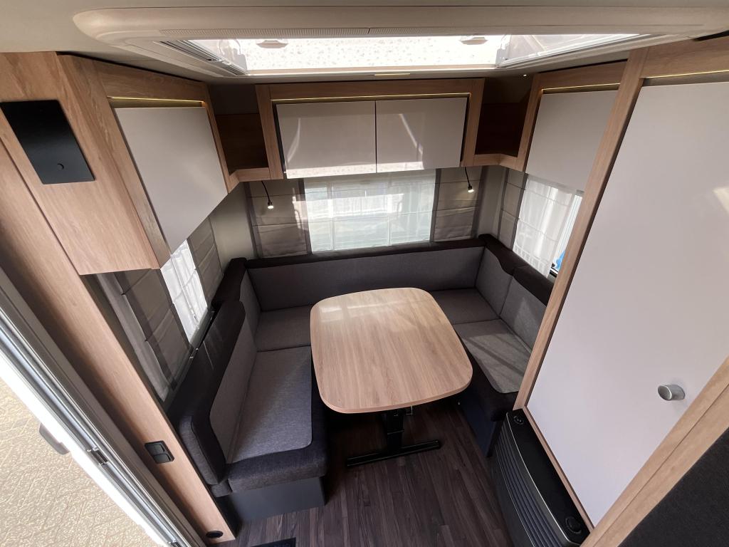 Knaus Sport 500 EU ENKELE BEDDEN, Rondzit, Bedrijf, 5 tot 6 meter, Knaus