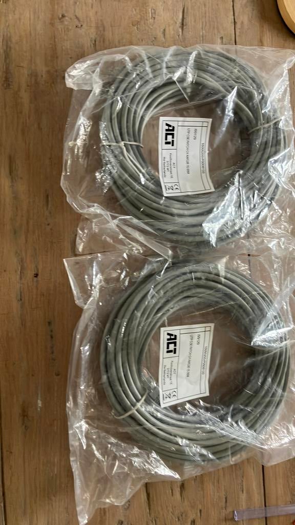2x nieuw internetkabel samen €10 ophalen, Ophalen, Nieuw