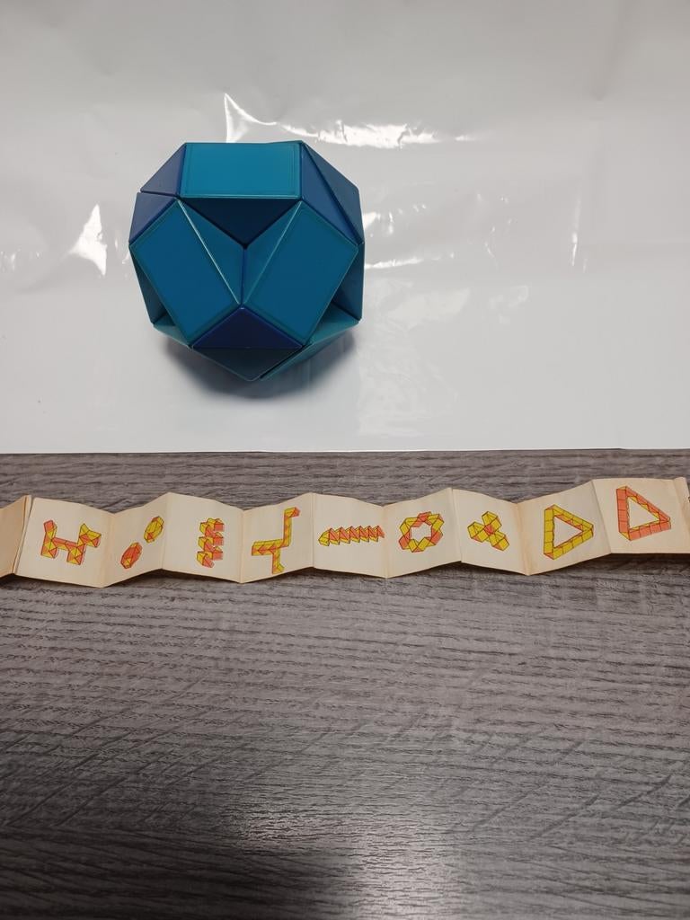 Figurenslang, Ophalen of Verzenden, Zo goed als nieuw, Rubik's of 3D-puzzel