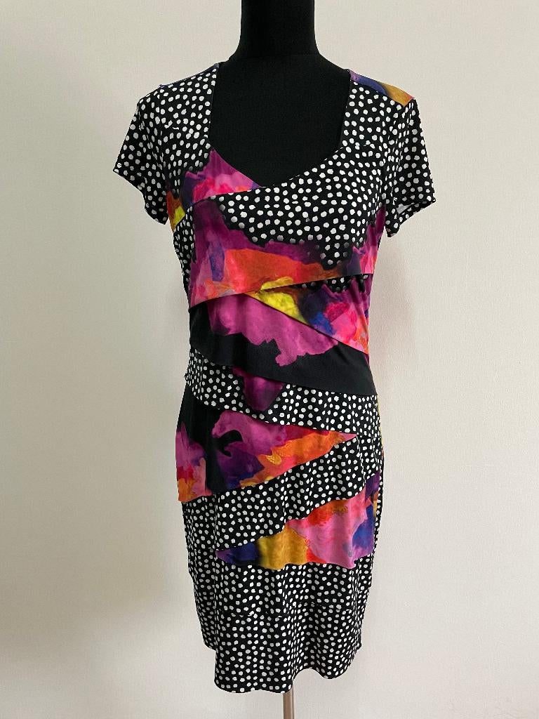 J38 - Fleurige Eroke jurk maat 44 (1), Kleding | Dames, Ophalen of Verzenden, Zo goed als nieuw, Maat 42/44 (L), Onder de knie