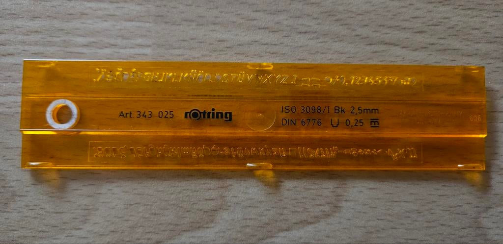 Rotring lettersjabloon 2,5 mm, Diversen, Schrijfwaren, Ophalen of Verzenden, Gebruikt
