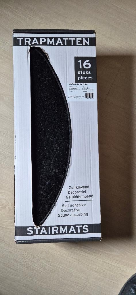 trapmatten, Ophalen, Zwart, Nieuw, Minder dan 10 m²