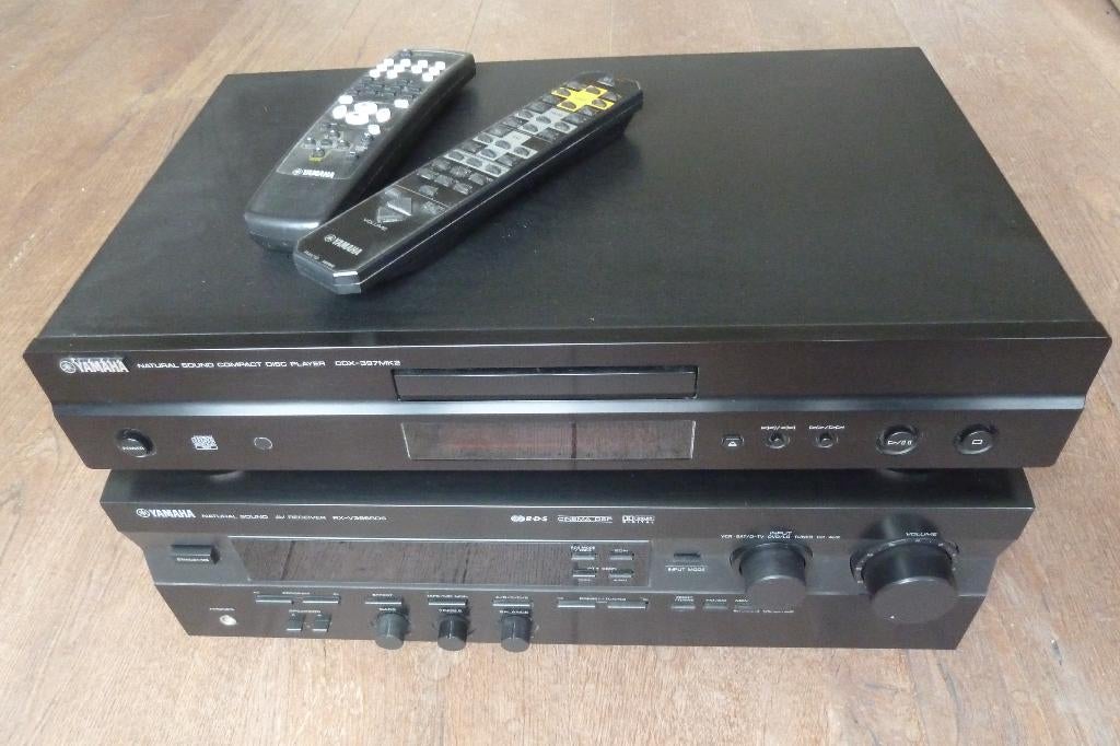 YAMAHA Receiver + CD-Speler + Afst Bed - ALLES in NIEUWSTAAT, Overige merken, Zo goed als nieuw, Tuner of Radio, Losse componenten