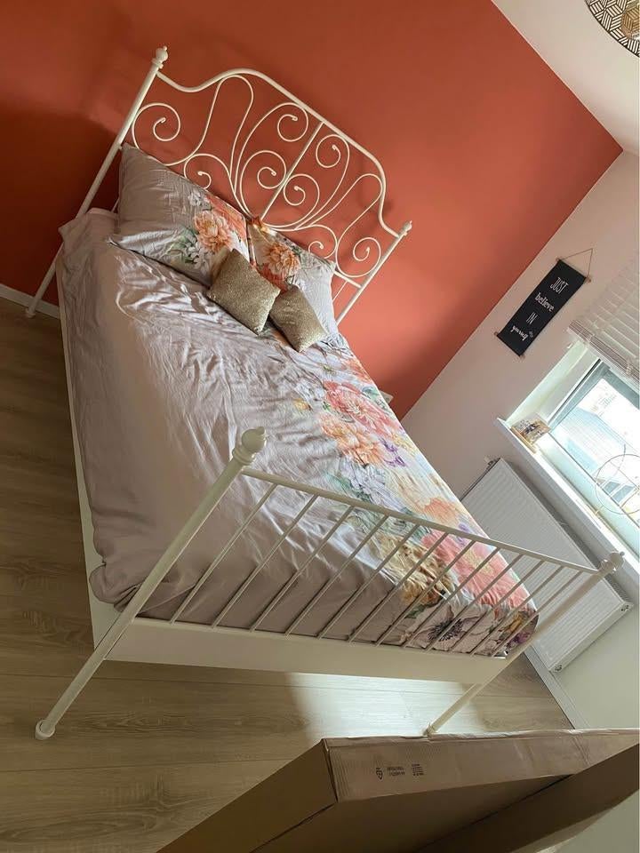 Wit metalen bed 140x200 - IKEA stijl - romantisch frame, Ophalen, Gebruikt, Wit, Romantisch