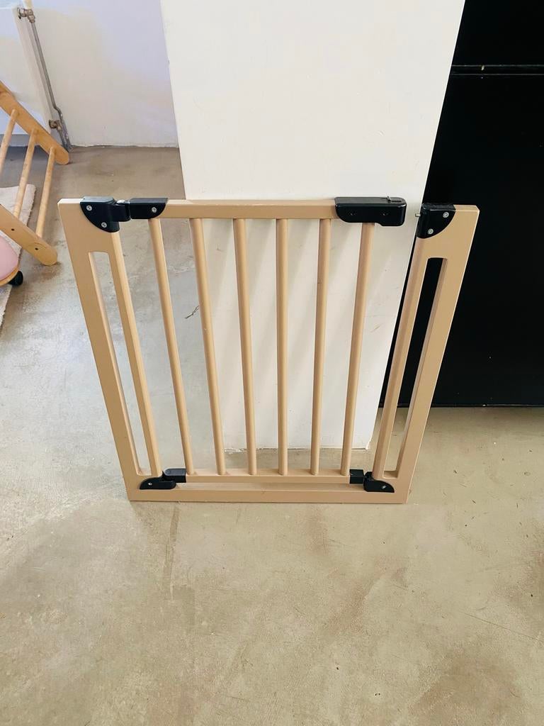 Traphekje van hout, met gebruikssporen, Kinderen en Baby's, Traphekjes, Ophalen, Gebruikt, Schroefhekje, Hout