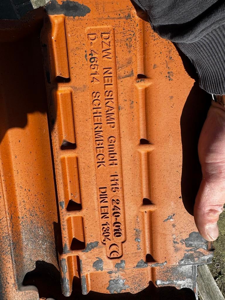 Nelskamp dakpannen, Ophalen, Gebruikt, Steen of Klei, Zwart