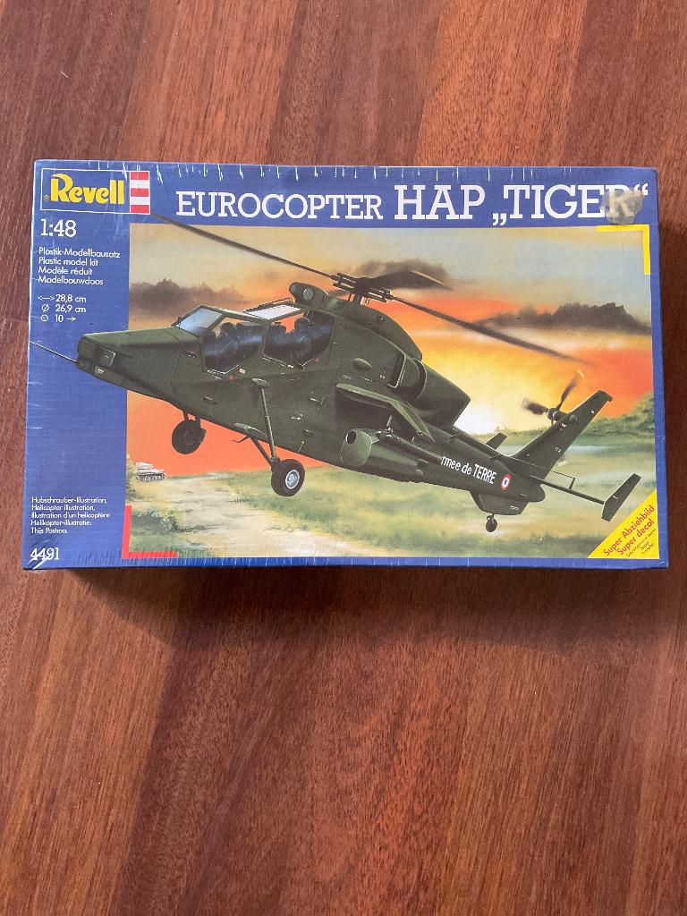 Modelbouw helikopter, Ophalen, Nieuw, Groter dan 1:72, Revell