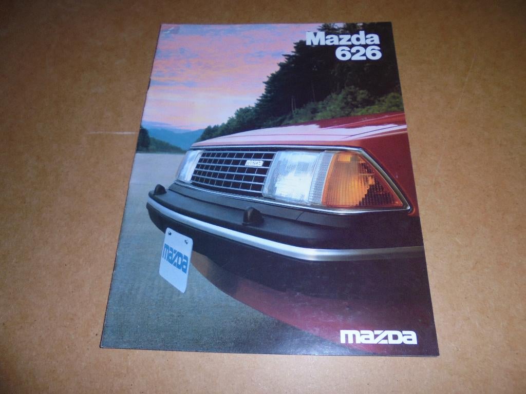 brochure Mazda 626 modellen 1982, Ophalen of Verzenden, Zo goed als nieuw, Mazda