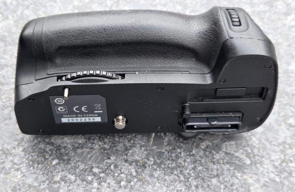 Nikon MB-D14 Battery Grip voor Nikon D600, Ophalen of Verzenden, Gebruikt