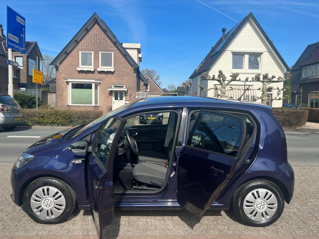 Volkswagen Up! 1.0 move up! Motion 39.000 km NL-AUTO-NAP., Voorwielaandrijving, Stof, Gebruikt, 840 kg