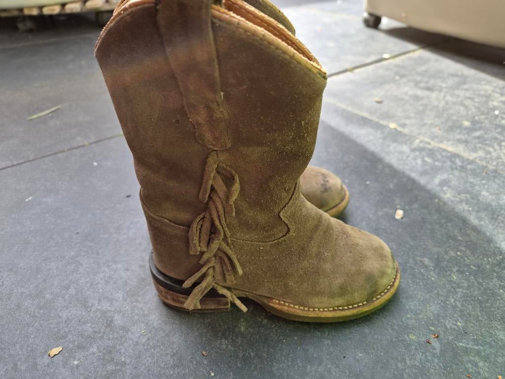 Stoere suède kinder laarzen bootstock maat 31, Kleding | Dames, Bruin, Lage of Enkellaarzen, Ophalen of Verzenden, Onbekend