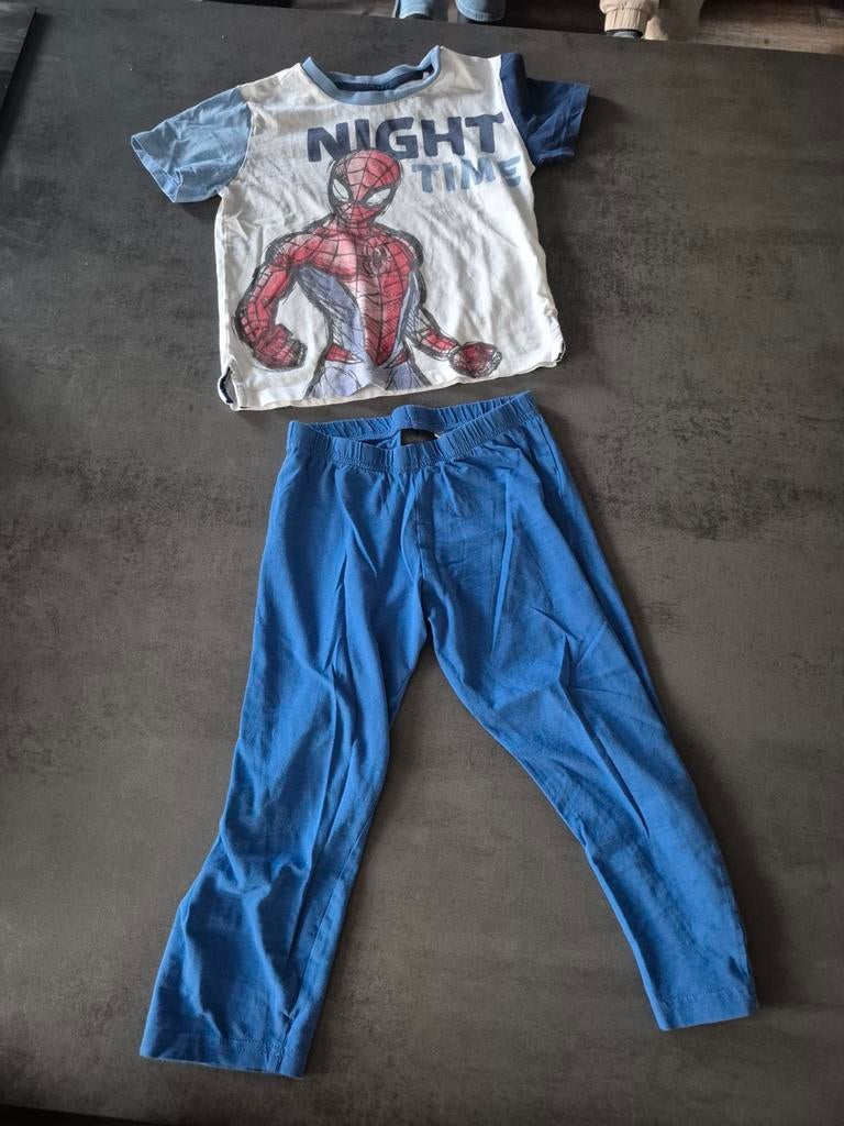Marvel spiderman mickey mouse pyjama broek en shirt 110 116, Ophalen of Verzenden, Zo goed als nieuw, Jongen