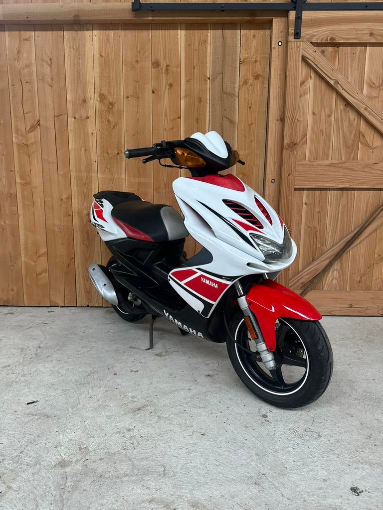 Yamaha aerox (2012), Fietsen en Brommers, Scooters | Yamaha, Ophalen of Verzenden, Zo goed als nieuw, Benzine, Aerox