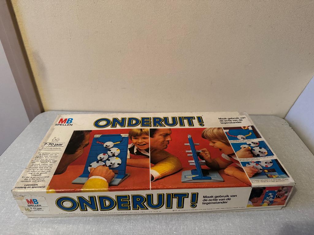 I.Z.G.S. strategisch spel: onderuit helemaal COMPLEET, Hobby en Vrije tijd, Gezelschapsspellen | Bordspellen, Gebruikt, Een of twee spelers