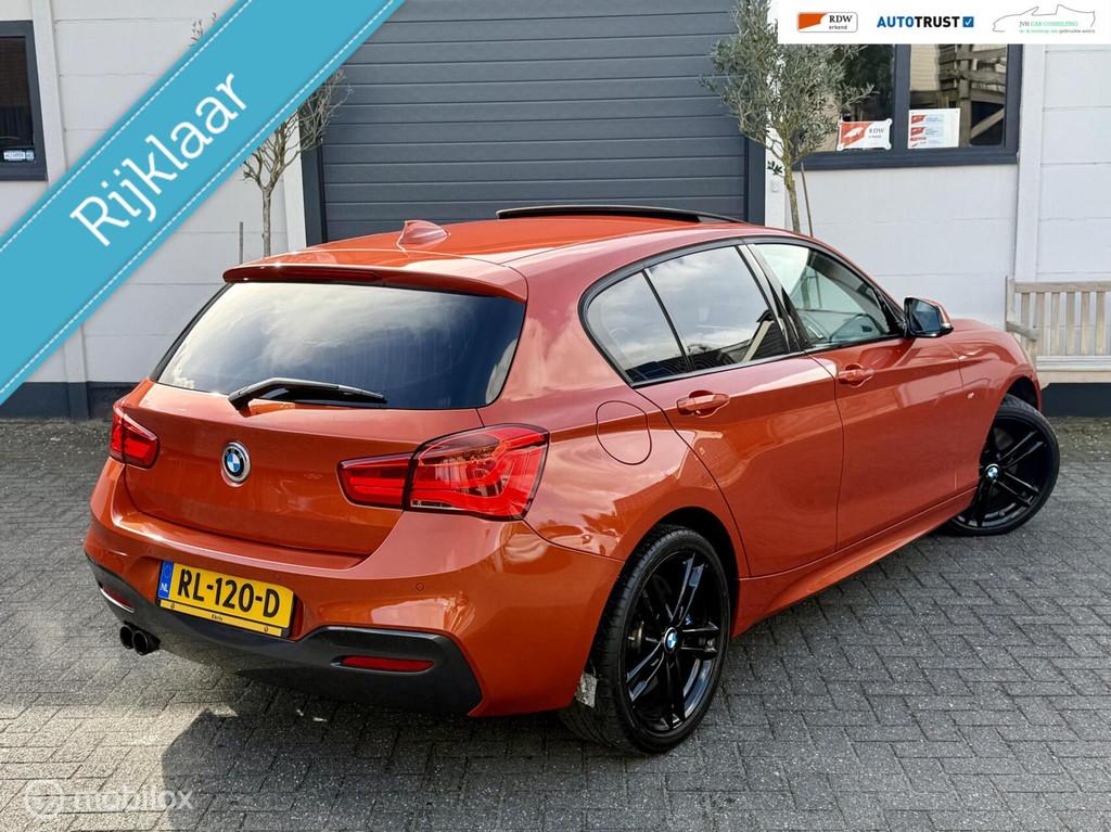 BMW 1-serie 120i 184pk M Sport|RIJKLAAR|SCHUIFDAK|LEER|DLROH, Auto's, Achterwielaandrijving, Gebruikt, Bedrijf, 184 pk