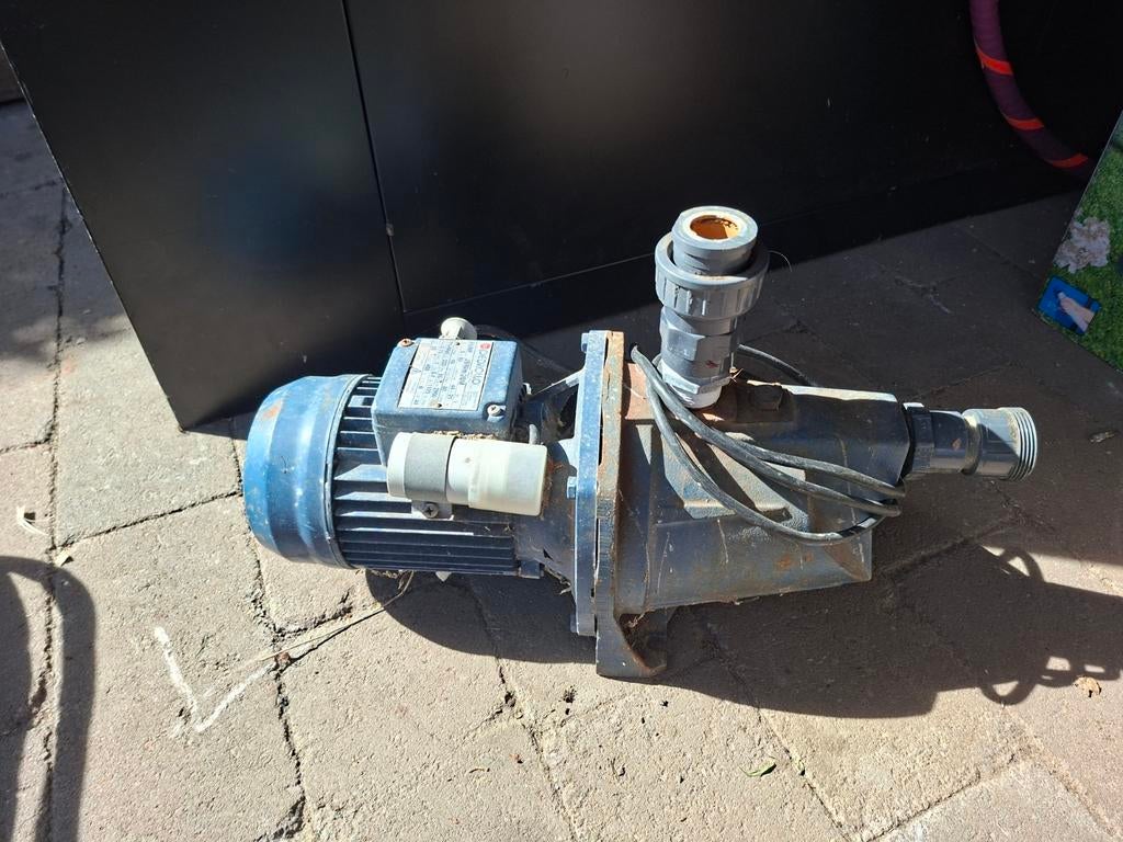 Waterpomp pedrollo, Tuin en Terras, Bergingen en Tuinkasten, Ophalen, Gebruikt, Kunststof, Overige typen