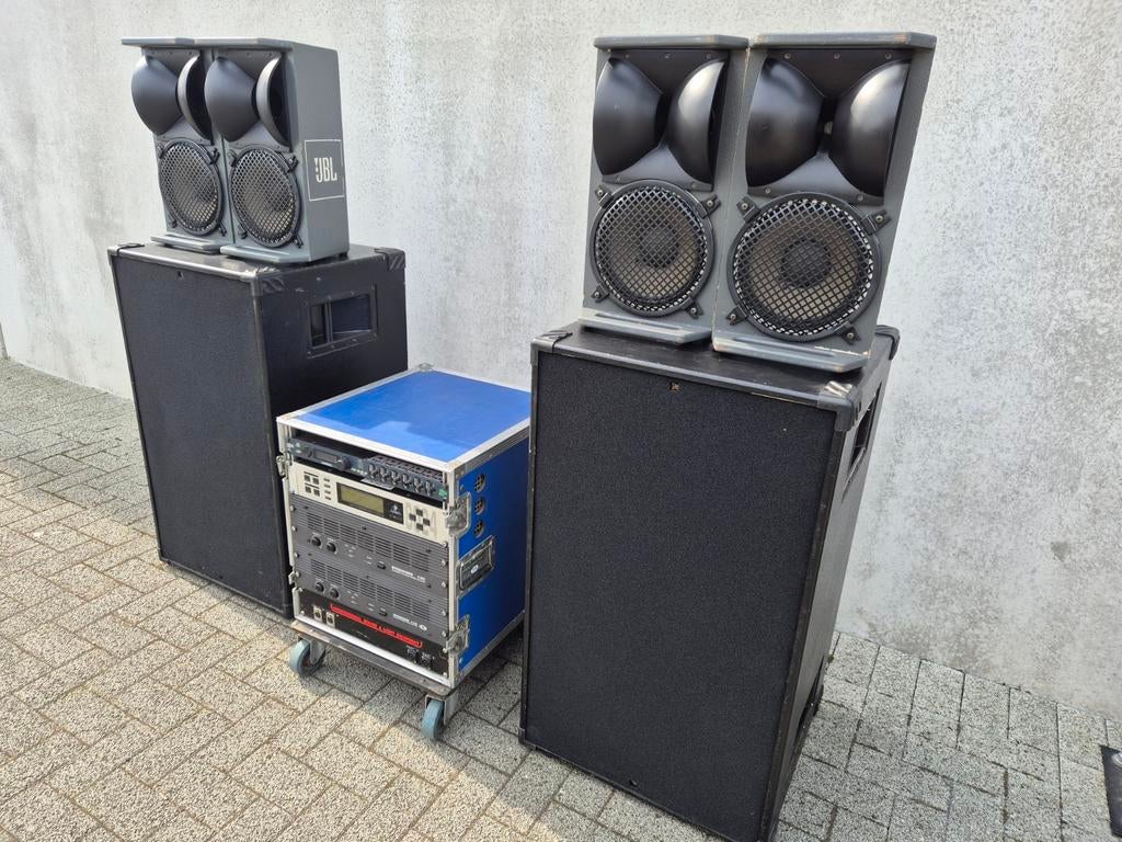 JBL geluidsset met versterker rack, Ophalen