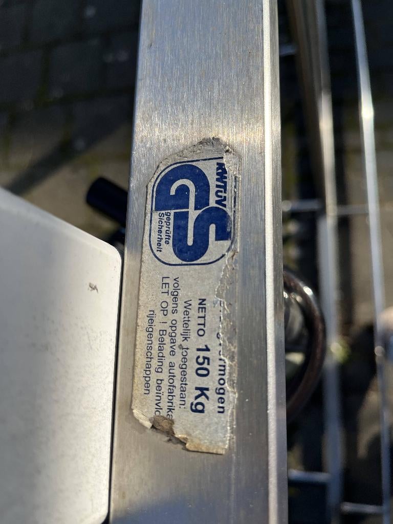 Imperiaal / Dakrek, Ophalen