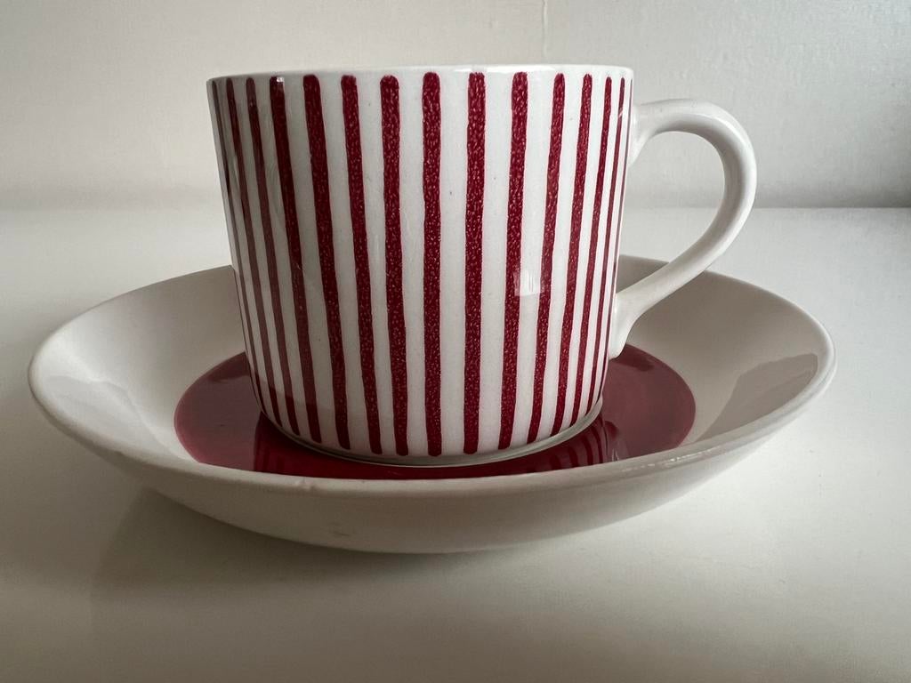 Rörstrand Kadett DM Kop Schotel Rood H. Bengtsson Puntgaaf, Antiek en Kunst, Ophalen of Verzenden