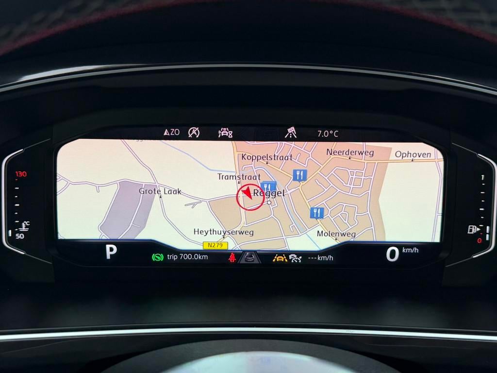 Volkswagen TIGUAN 1.5 TSI ACT R-line Automaat Panorama Stoel, 150 pk, Zwart, Leder, Bedrijf